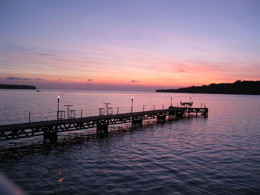 Chantillys On The Bay Port Vila Luaran gambar